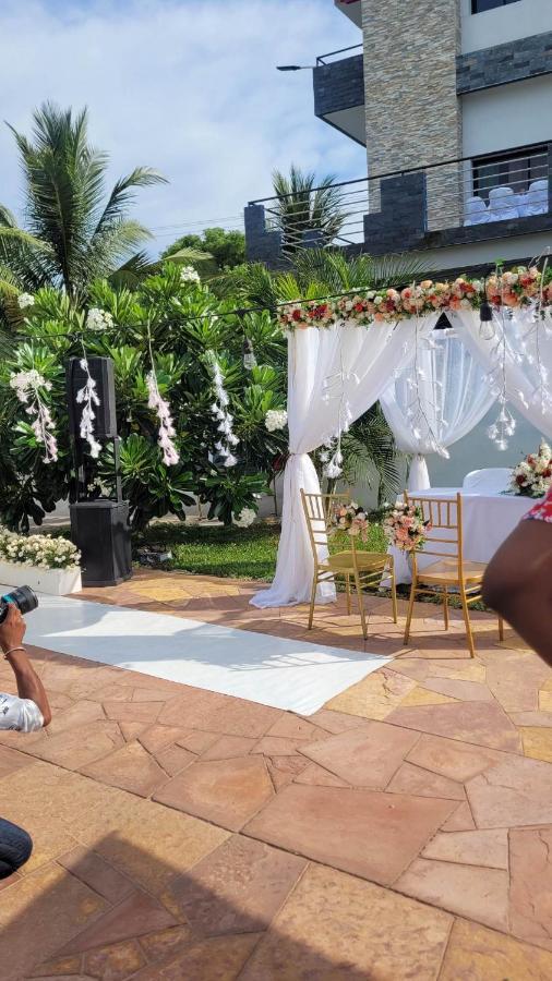 Majesty Palm Resort 马哈赞加 外观 照片