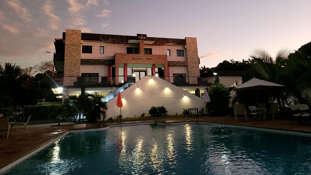 Majesty Palm Resort 马哈赞加 外观 照片