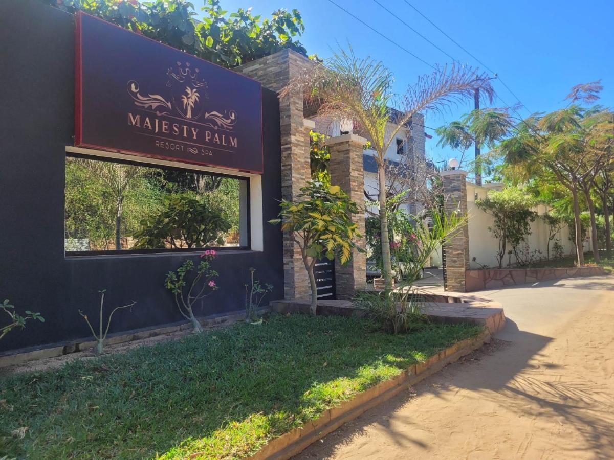 Majesty Palm Resort 马哈赞加 外观 照片